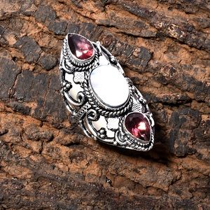 Mother of Pearl and kunzite Victorian style ring